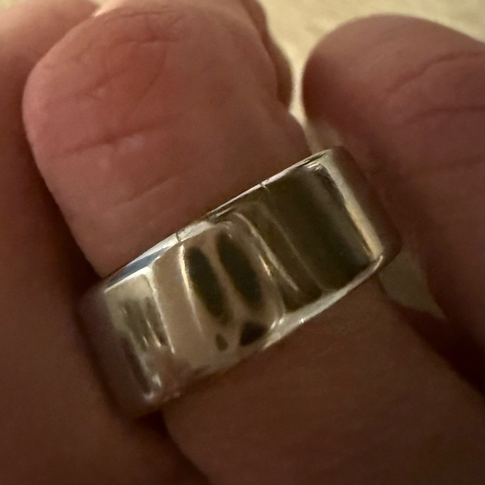 Oura Brushed Silver Ring 4 - Picture 3 of 5
